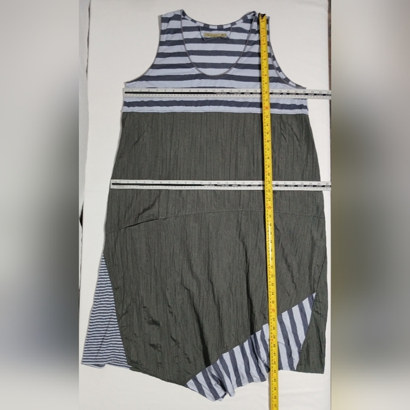 Taravao Crew Neck Sleeveless Midi Dress. Size XL - Picture 3 of 8